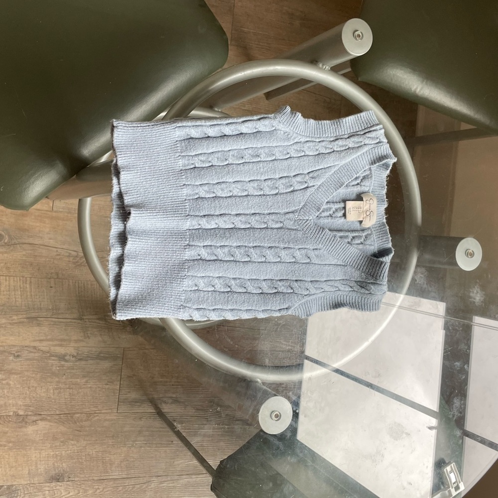 Spring Cropped Sweater Vest